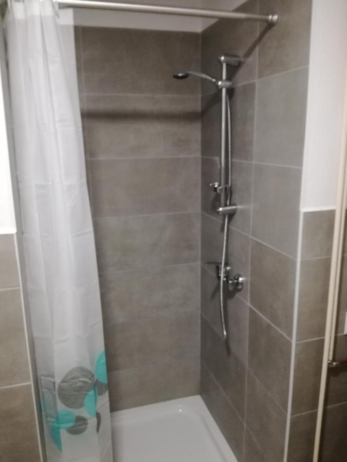 Guesthouse Skofije Ob Parenzani Spodnje Skofije Ngoại thất bức ảnh